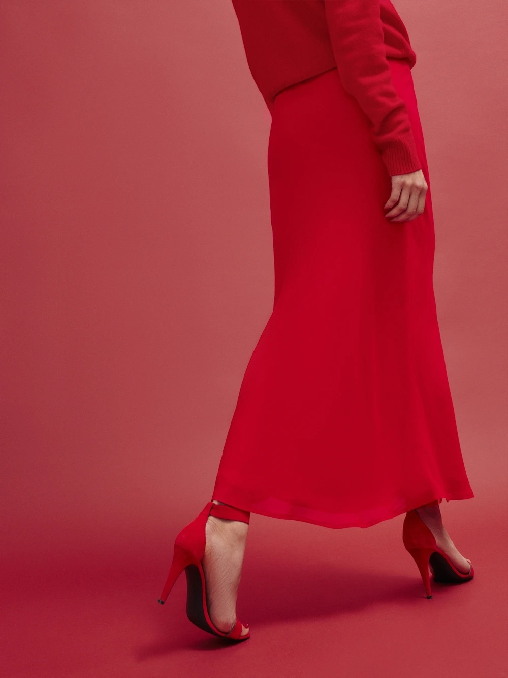 Reformation Layla Midi Skirt Poinsettia Red Size 4 - Picture 6 of 6